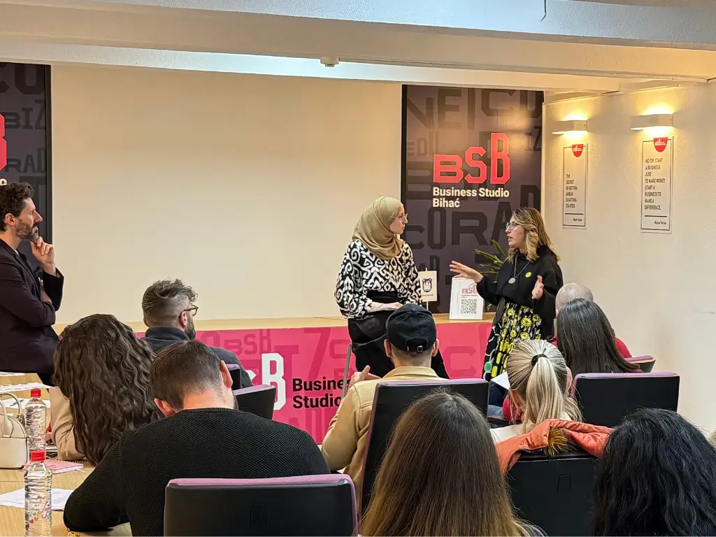 Ajla Mulalić, Business coach i vlasnica Invision Consultinga